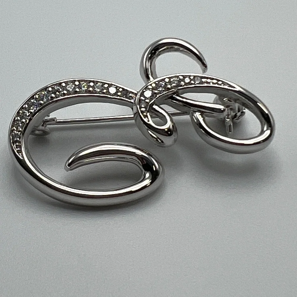 Berricle Initial E Brooch Silver Tone with CZ Accent Pin